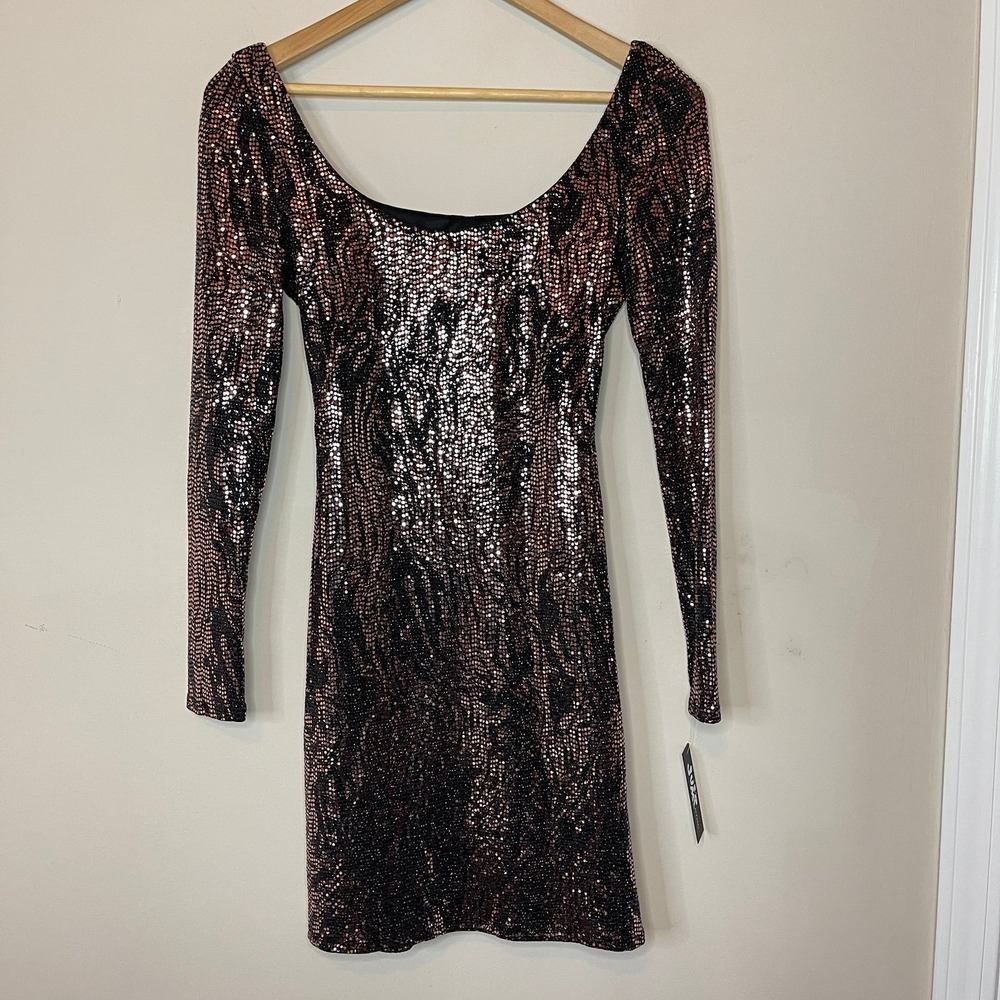 NWT JUMP APPAREL Stretch Sequin Open Back Mini Dr… - image 4